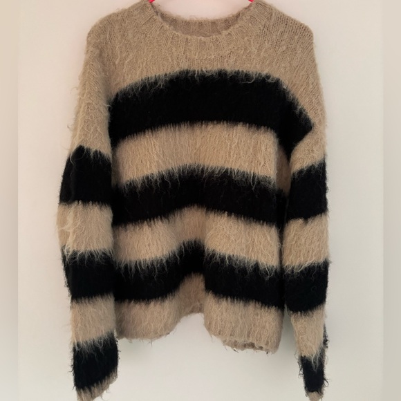 Striped Black and Tan Women's oversized Sweater - Picture 5 of 6